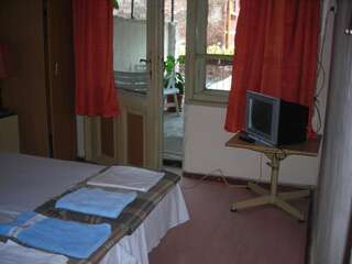 Хостелы ICO Hostel София Двухместный номер с 1 кроватью и общей ванной комнатой-15